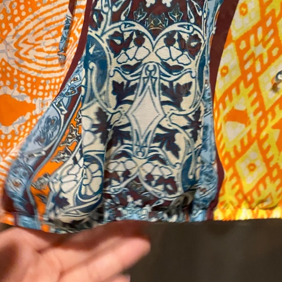 Colorful Women's Olive Hill Blouse size M Elevate your style with this colorful - Picture 5 of 9